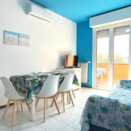 Box E Aria Condizionata - Relax A Quattro Minuti Dal Mare Lägenhet *